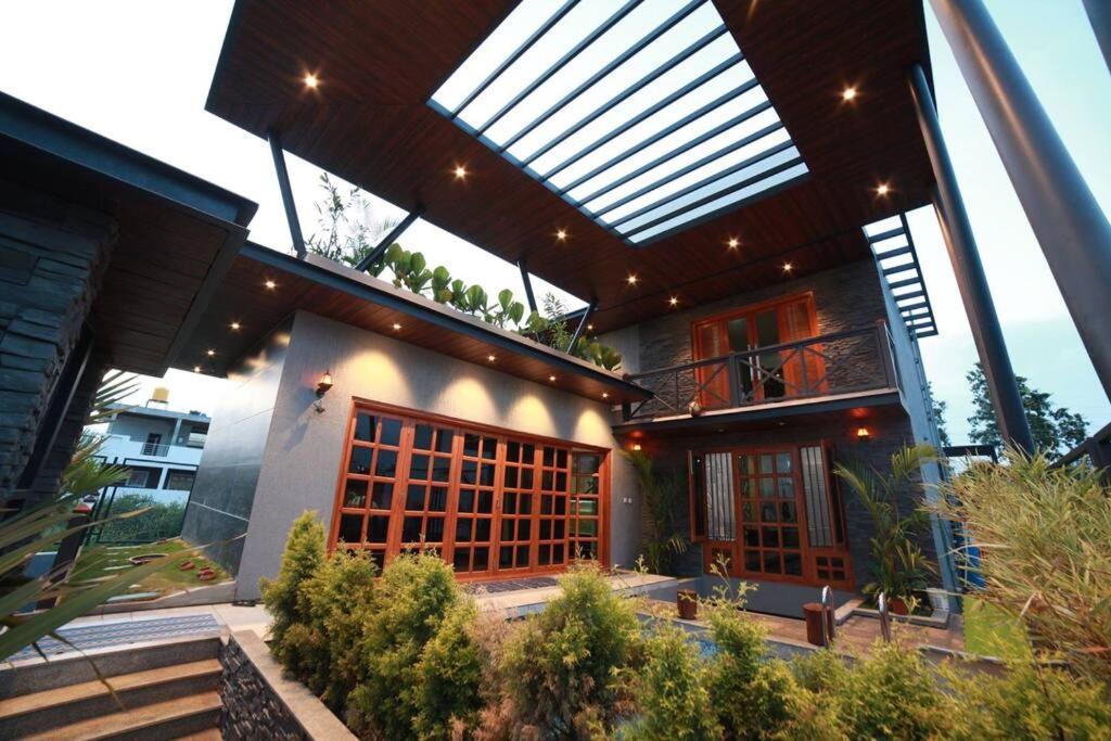 Varaa Villa Mysore Ngoại thất bức ảnh