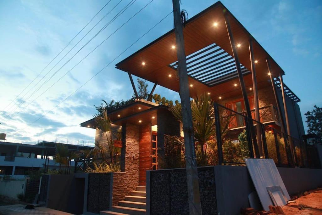 Varaa Villa Mysore Ngoại thất bức ảnh